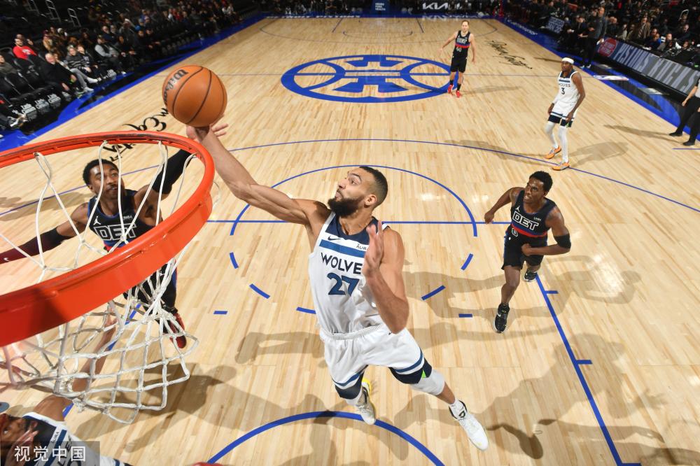 的脚步移动 的脚步移动